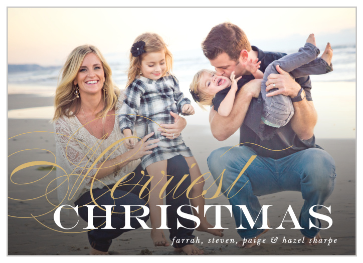 Festive Elegance Foil Christmas Cards are the perfect balance of simple and elegant, and are an excellent way for you to share your family's holiday spirit with your loved ones.