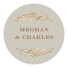Falling Feathers Wedding Stickers are the perfect seal for your invitations' envelopes.