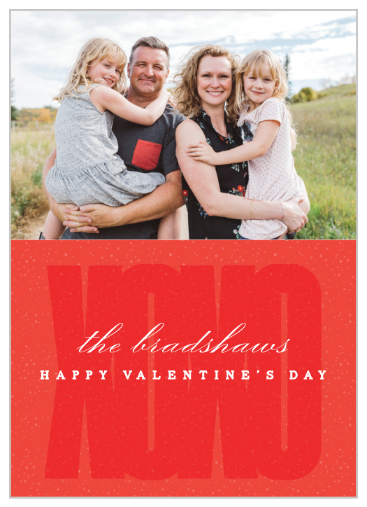 Simple, clean, and undeniably modern, our Bold XO Valentine's Day Cards perfectly convey the warmth and love you have for your friends and family.