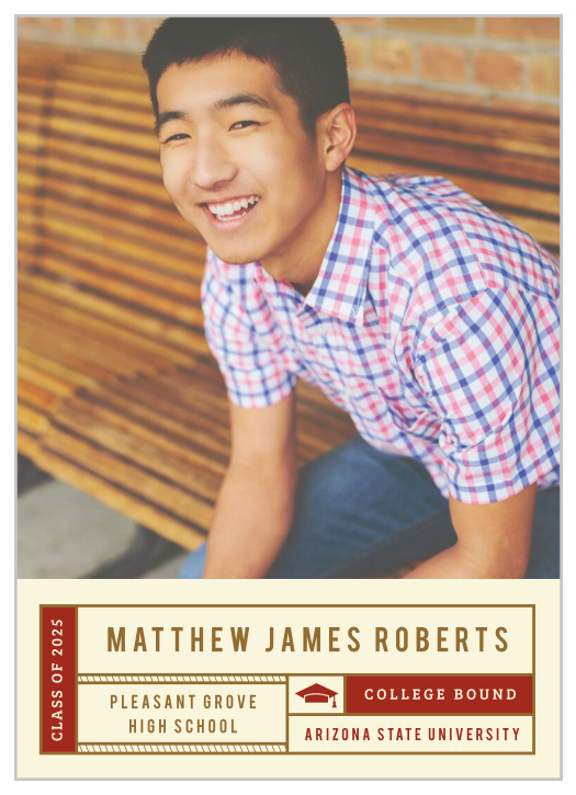 Our Classic Blocks Graduation Announcements feature a focus on what matters most: your graduate.