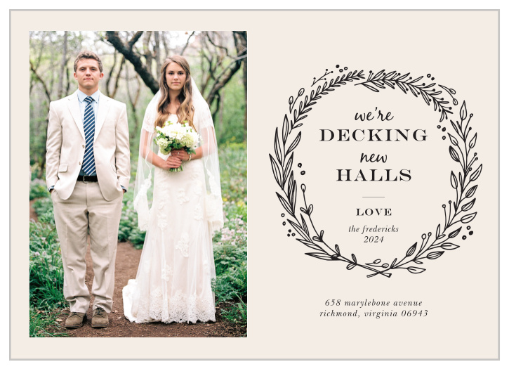 Our Moving Wreath Christmas Cards is a great way to let your friends and family know you are moving in time for the holidays.