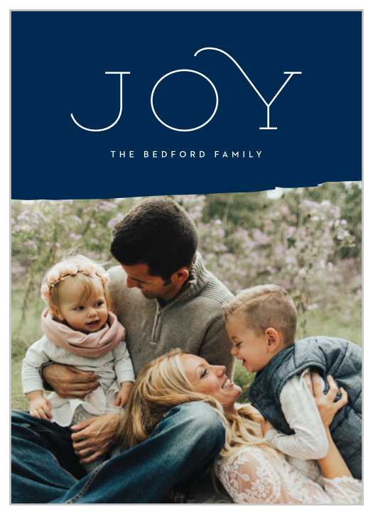 Our Paint Swash Holiday Cards are pure and let your family take front and center.
