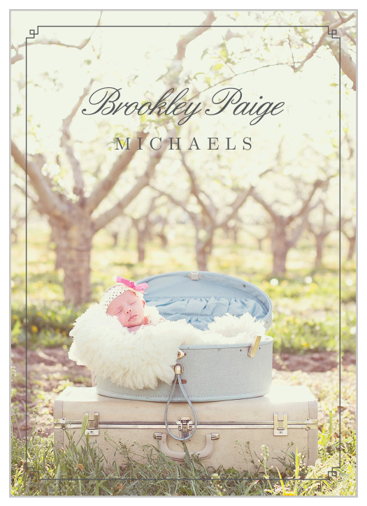 The Donne has a fancy, classy and elegant design.