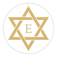 Utilize our brilliant Star of David on these Jewish Star Wedding Stickers to decorate your wedding stationery and seal envelopes! With an elegant illustration encircling your own initial, each detail in a shining gold-foil against the white background, these lovely stickers are a memento to hold on to for years to come.