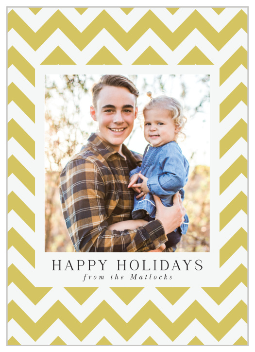 Give the gift of cheery spirit to your family and friends with the classic look of our Simply Chevron Holiday Cards.