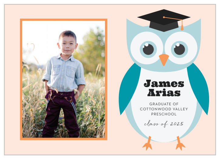 Who just graduated? Your little one! Celebrate and share the big news with everyone with our Scholastic Owl Graduation Announcements.