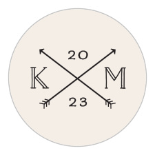 The Overlapping Arrows logo square is the finishing touch to an already beautiful invitation suite.