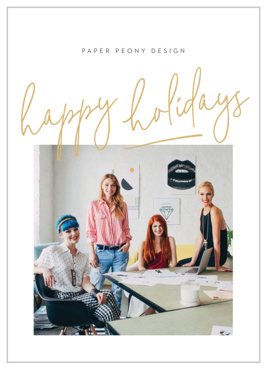 Spread the festive cheer to your employees and clients with the classic look of our Scripted Sentiment Corporate Holiday Cards.