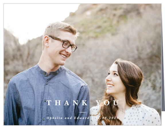 Our Subtle Garland Wedding Thank You Cards are the perfect way to show your appreciation for the support of your loved ones!