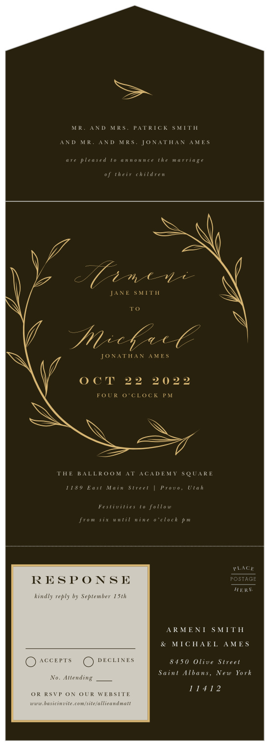 Elegant Wreath Wedding Invitations