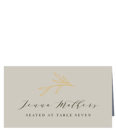 Keep your guests organized throughout your event by using our Vine Wreath Place Cards!