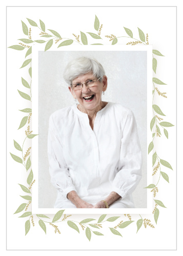 Our Greenery Frame Memorial Prayer Cards is here to honor the memory of your loved one.