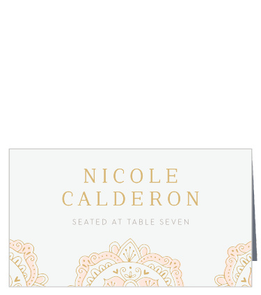 Make a unique and trendy impression with our Modern Moroccan Place Cards. 