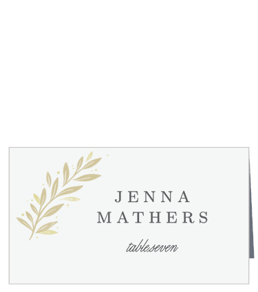 Family and friends will have no issue finding their seats with the help of our Modern Half Circle Place Cards.