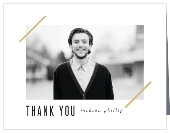 Send a word of gratitude to all your supporters in style with our Photo Corners Graduation Thank You Cards. 