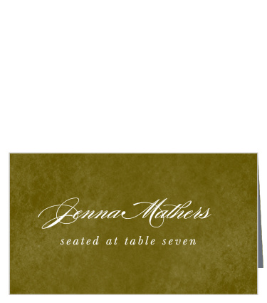 Guide your guests to their seats on the day of your event with the Elegant Wreath Place Cards. 