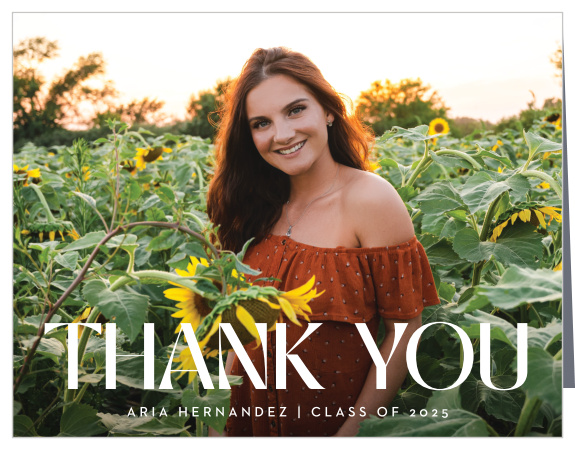 Show your appreciation for all the support you’ve received with our Rad Grad Graduation Thank You Cards. 