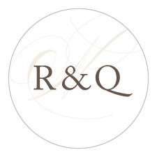 Our Charming Script Wedding Stickers are the perfect way to seal up any envelopes you need to send to family and friends.