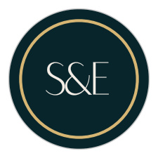 Accent your invites in a beautiful way with our Deco Poppies Wedding Arch Stickers.