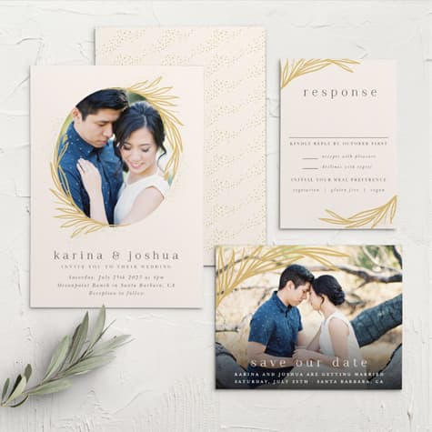 Simple Wreath Wedding Invitations