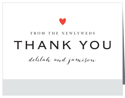 The Script Heart Thank You Card is the perfect way to say thanks to your loved ones.Customize the colors, text and font to reflect your style!