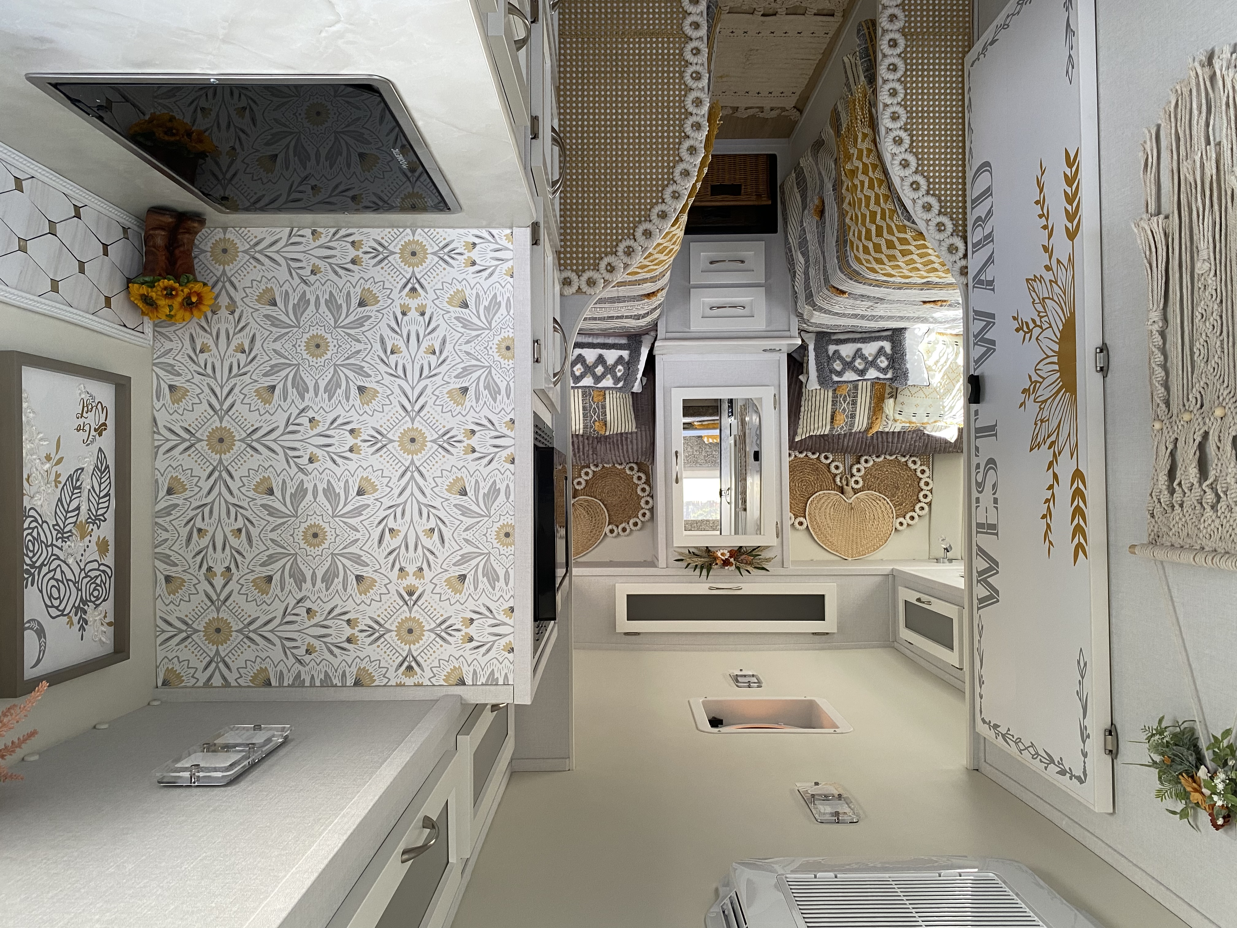 Review preview by Dee